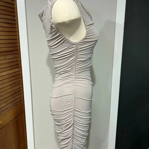 H&M Grey Cowl Neck Bodycon Cocktail Dress – Size 4 - Picture 3 of 7